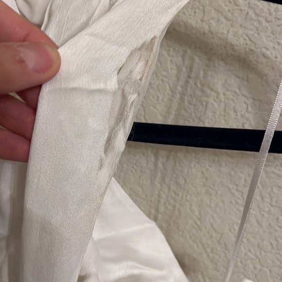 Bardot Wyn Satin Halter Dress in orchid white - Picture 10 of 16